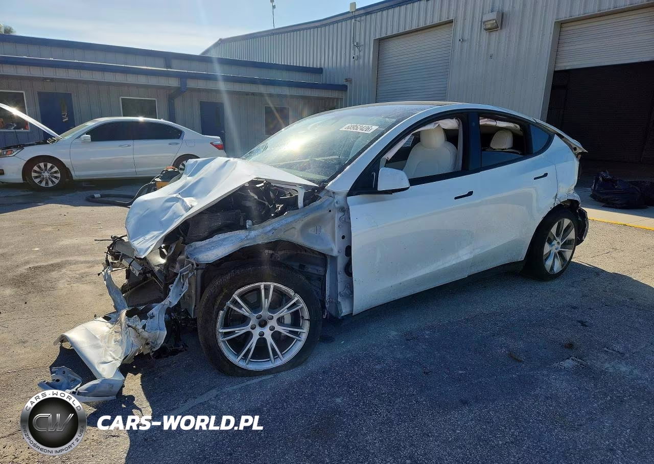 2021 Tesla Model Y VIN:5YJYGDEE5MF085595 - 1