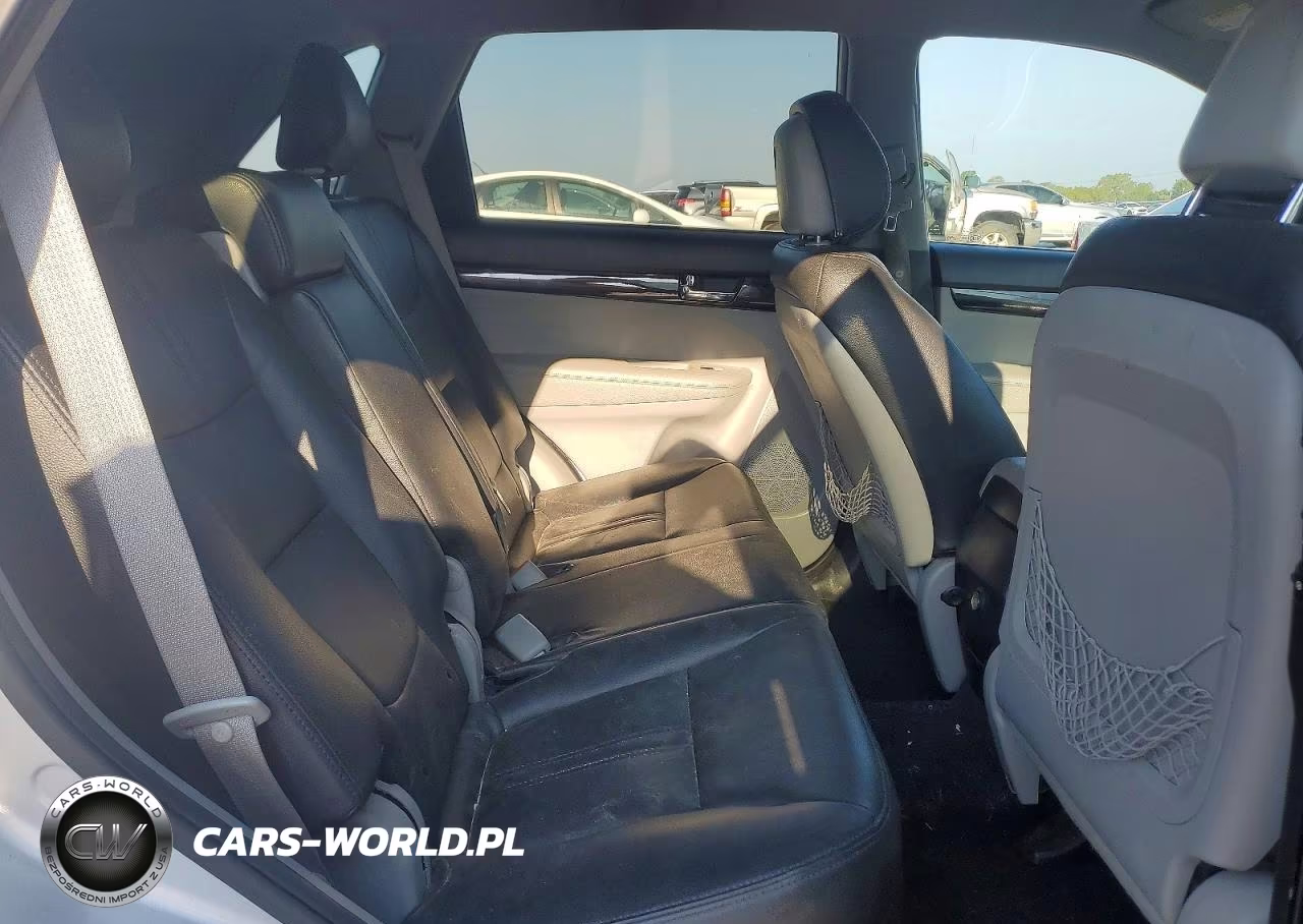 2012 Kia Sorento Lx VIN:5XYKT3A17CG228908 - 10