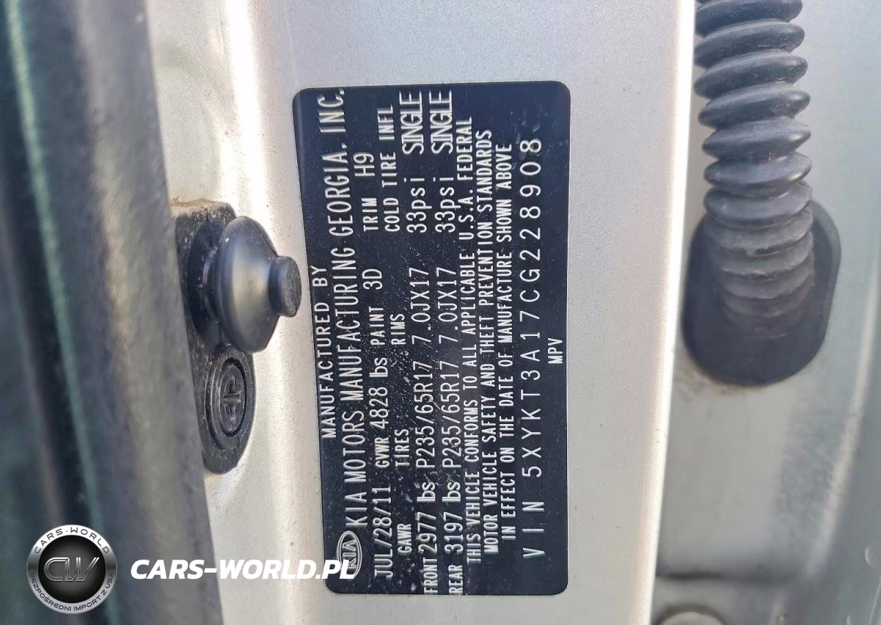 2012 Kia Sorento Lx VIN:5XYKT3A17CG228908 - 12