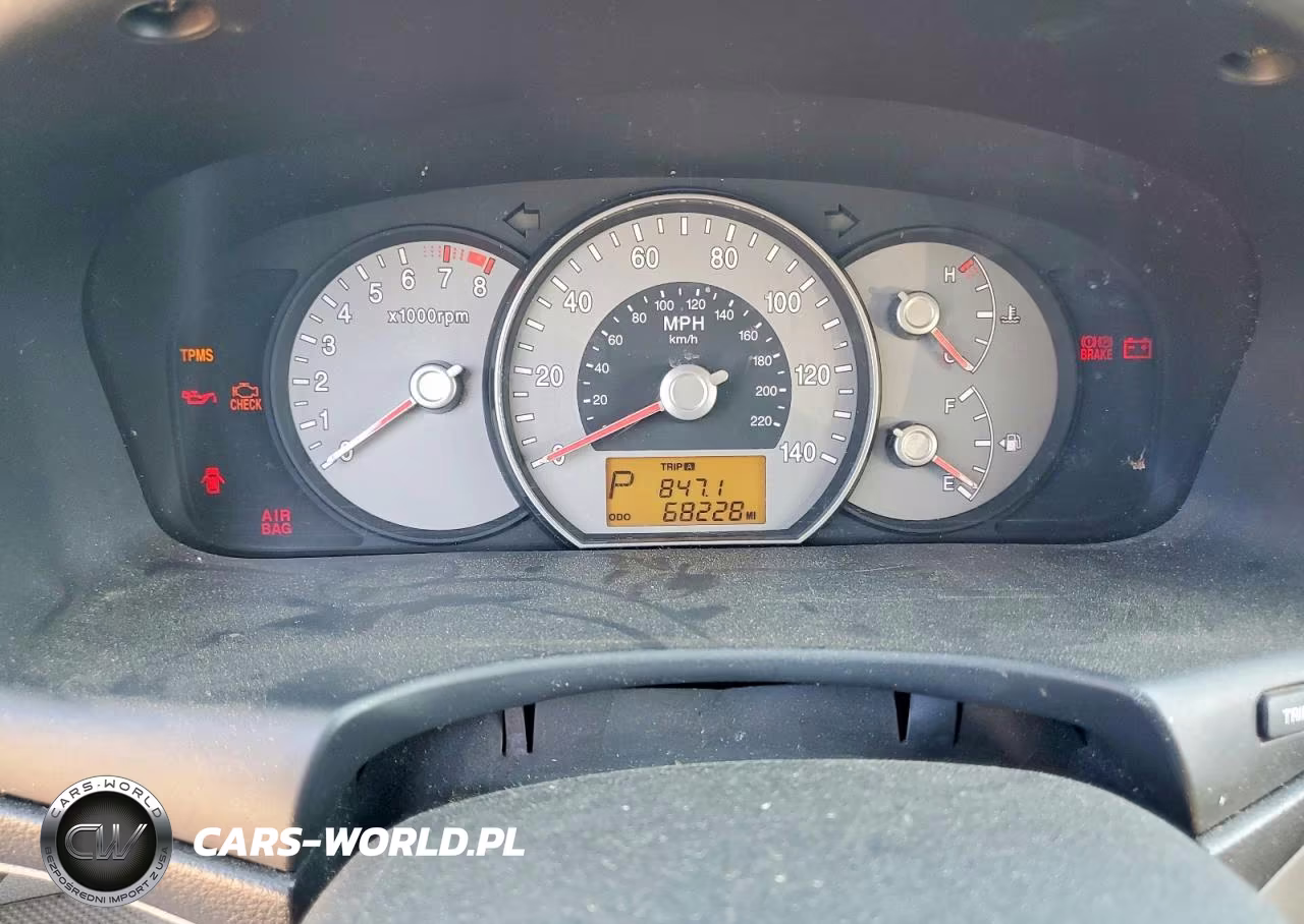 2007 Kia Rondo Lx VIN:KNAFG525677076512 - 9