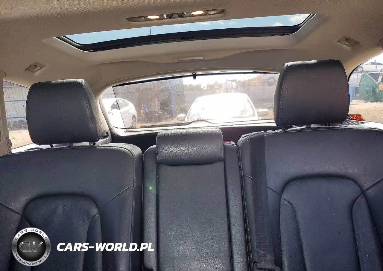 2015 Audi Q7 Premium Plus VIN:WA1LGAFE3FD012138 - 10