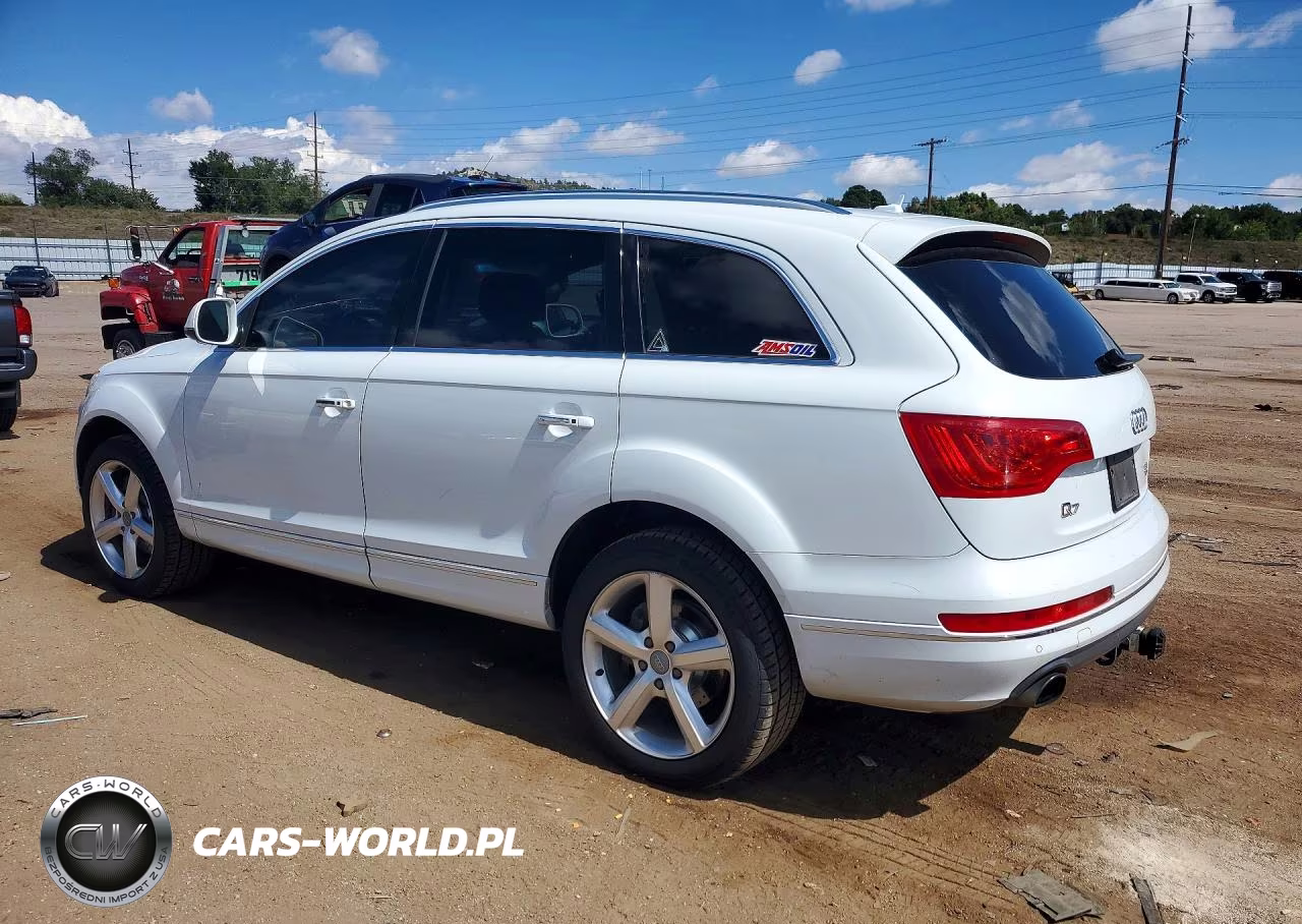 2015 Audi Q7 Premium Plus VIN:WA1LGAFE3FD012138 - 2