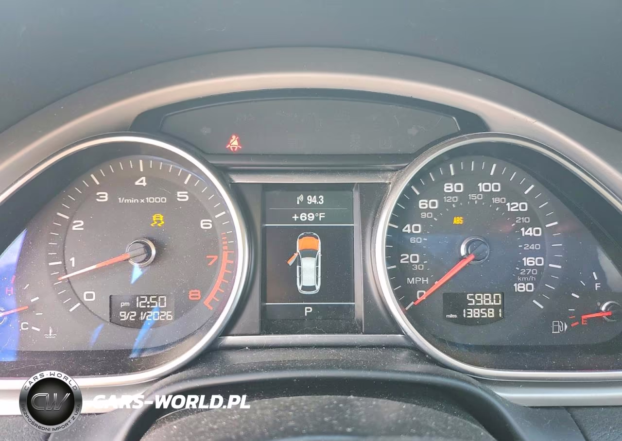 2015 Audi Q7 Premium Plus VIN:WA1LGAFE3FD012138 - 9