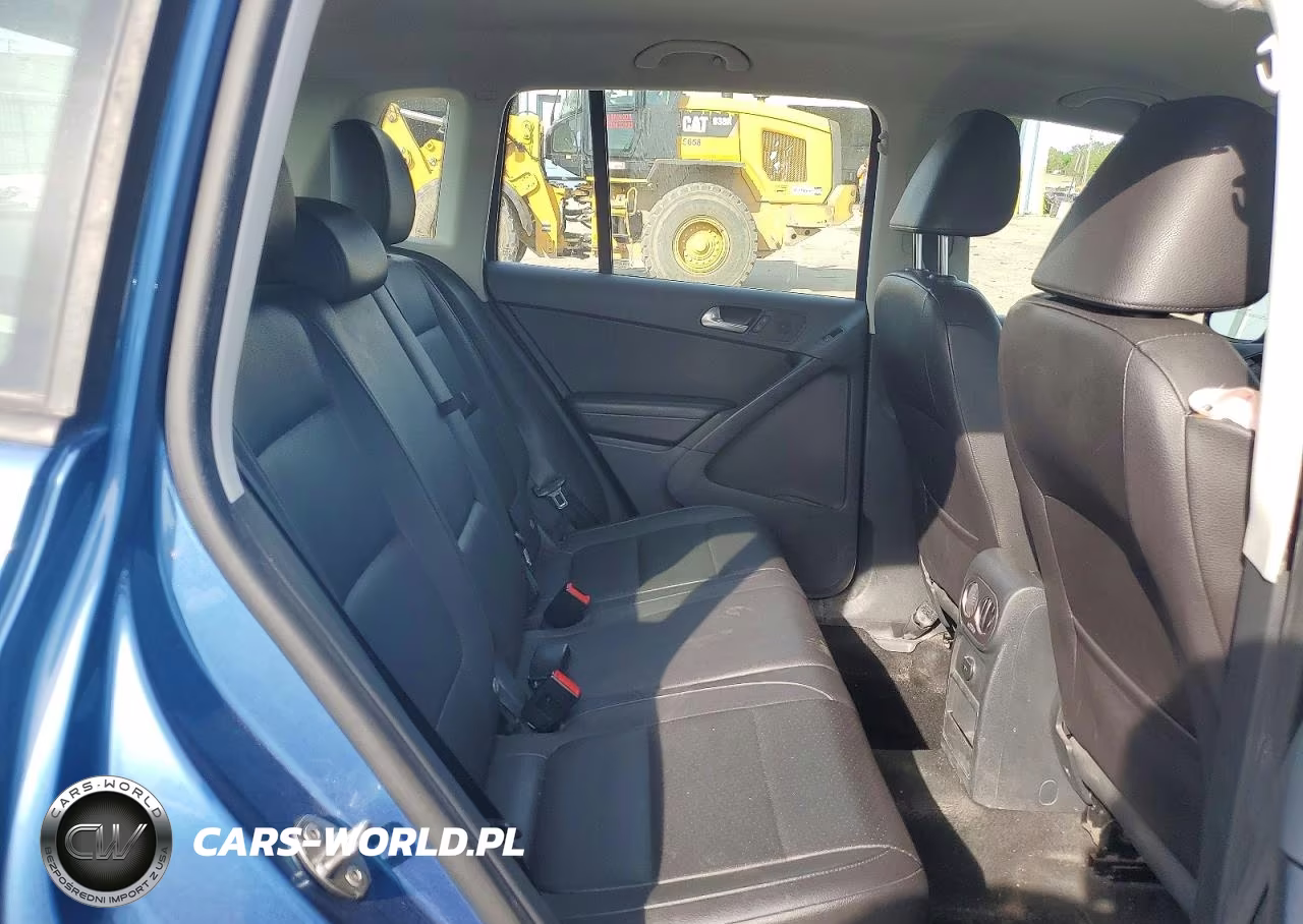 2017 Volkswagen Tiguan S VIN:WVGBV7AX8HW501981 - 11