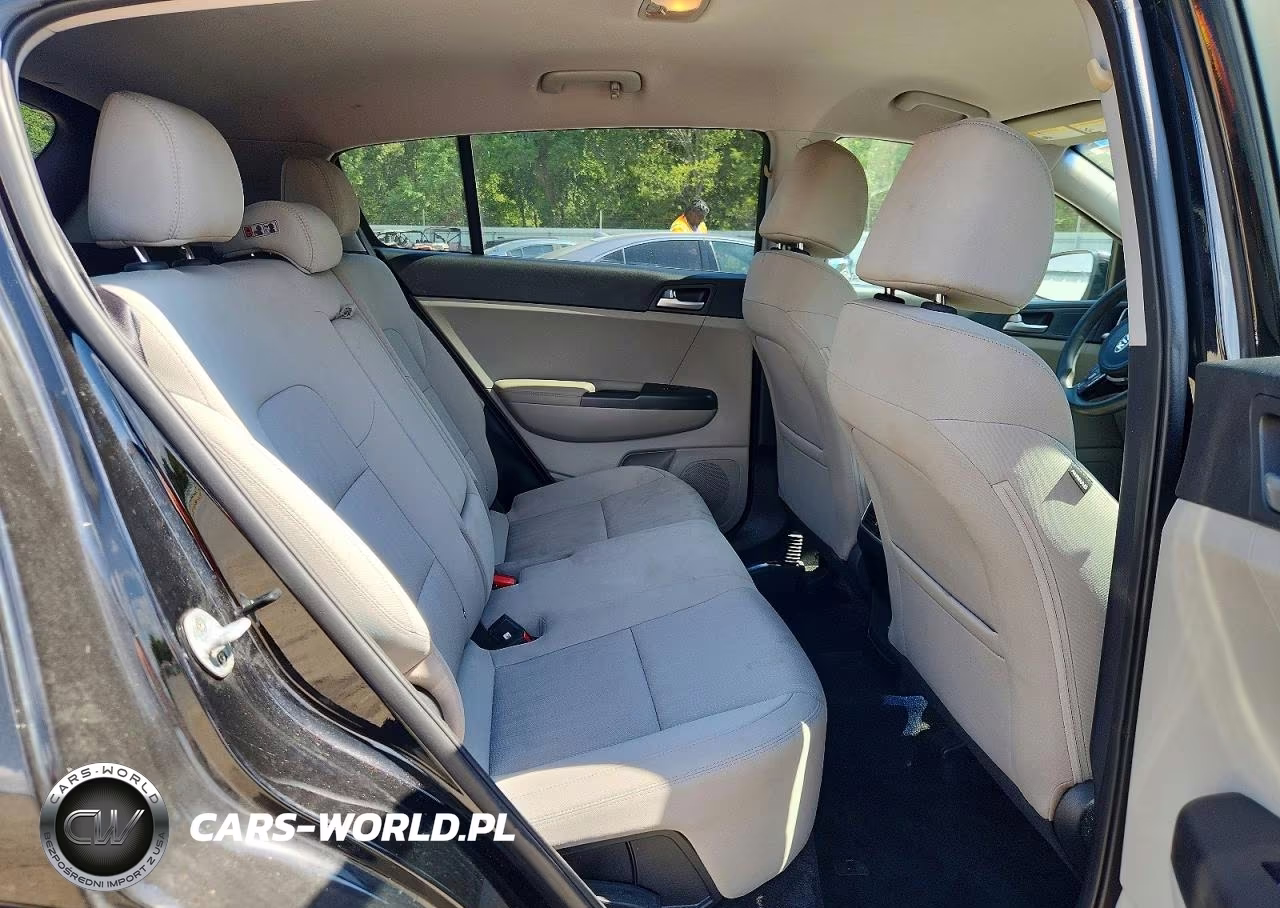 2020 Kia Sportage Lx VIN:KNDPM3AC8L7687382 - 11