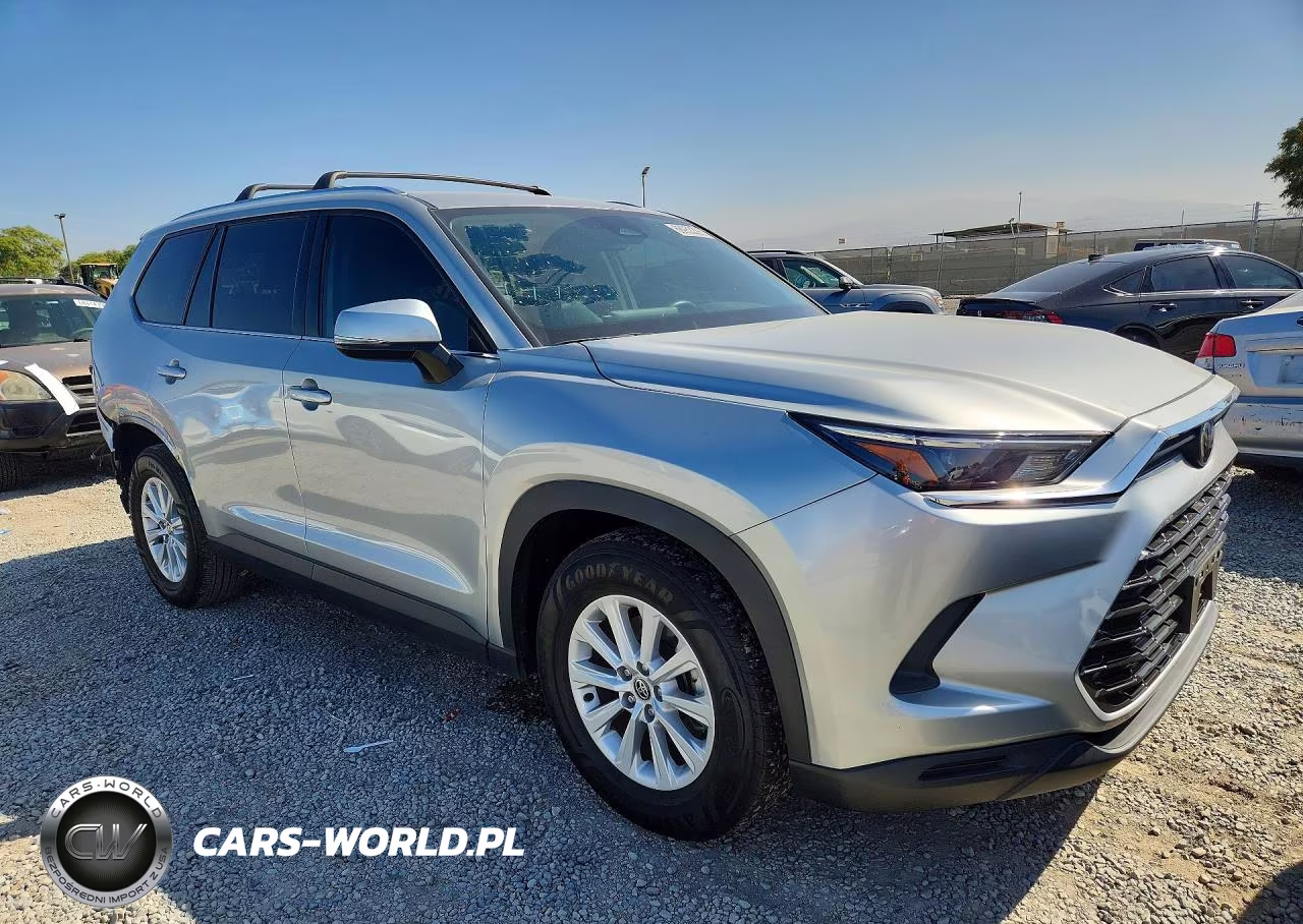 2025 Toyota Grand Highlander Xle VIN:5TDAAAA5XSS021956 - 4