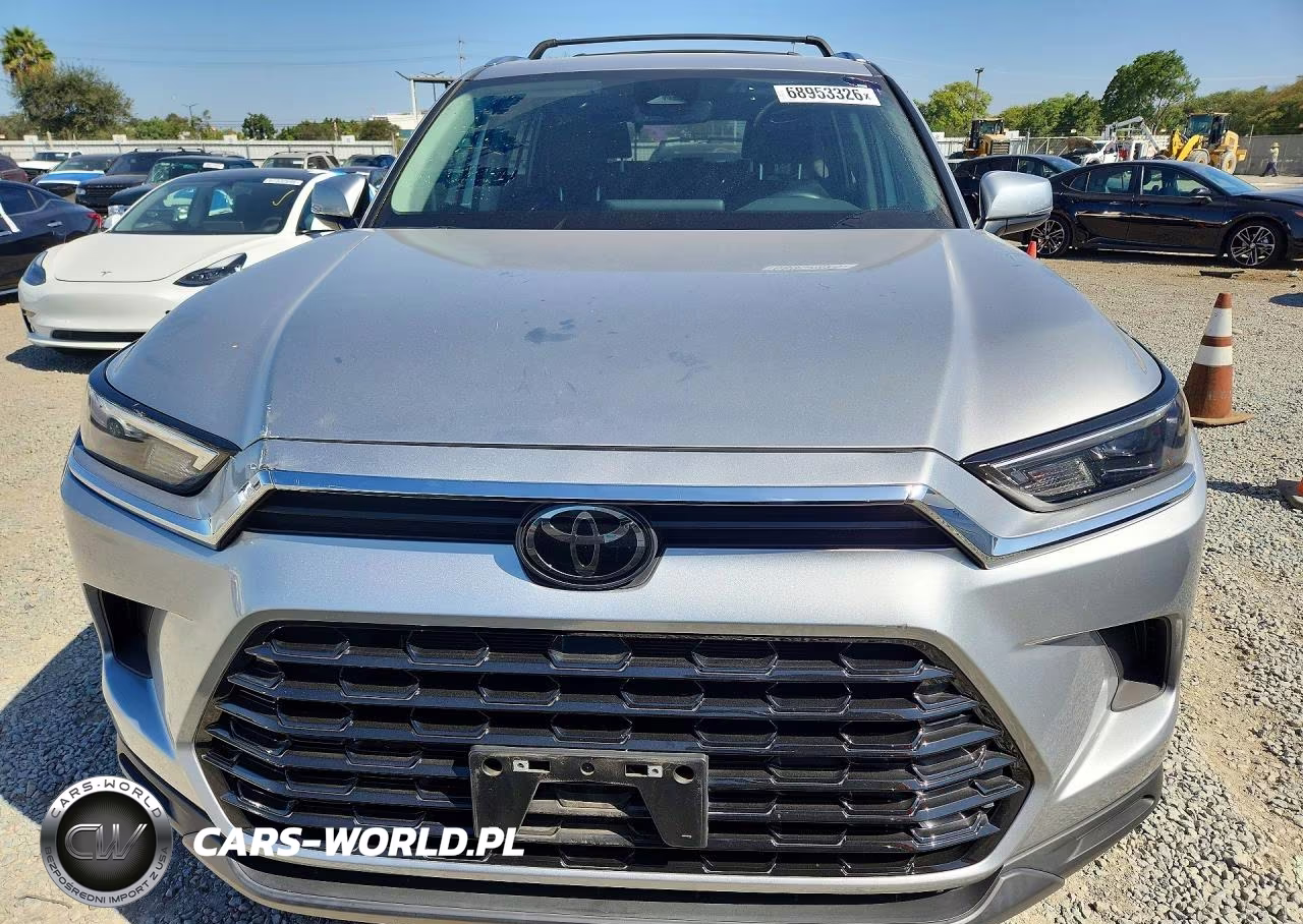 2025 Toyota Grand Highlander Xle VIN:5TDAAAA5XSS021956 - 5