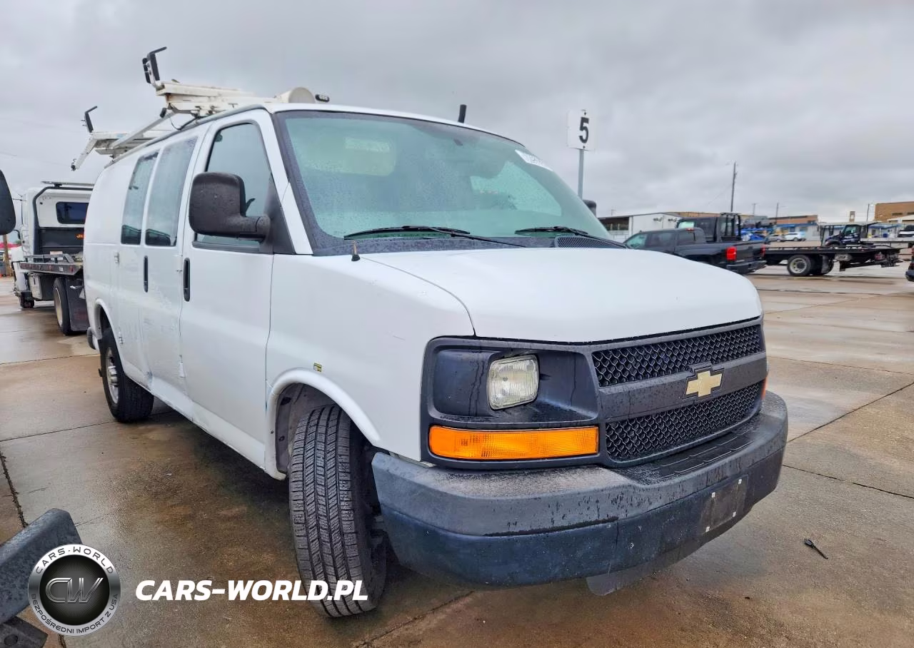 2013 Chevrolet Express G2500 VIN:1GCWGFCA0D1903150 - 4