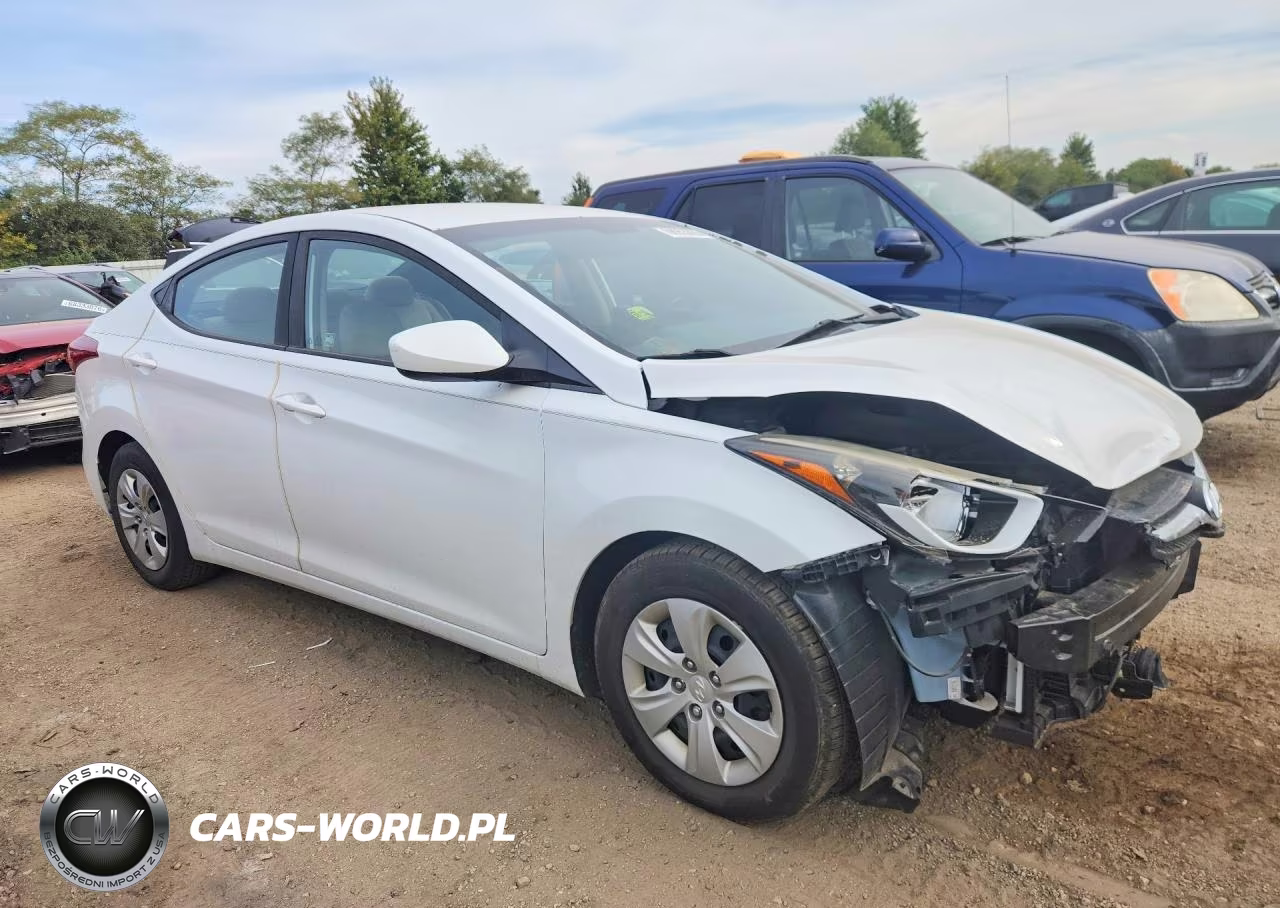 2016 Hyundai Elantra Se VIN:5NPDH4AE9GH743961 - 4