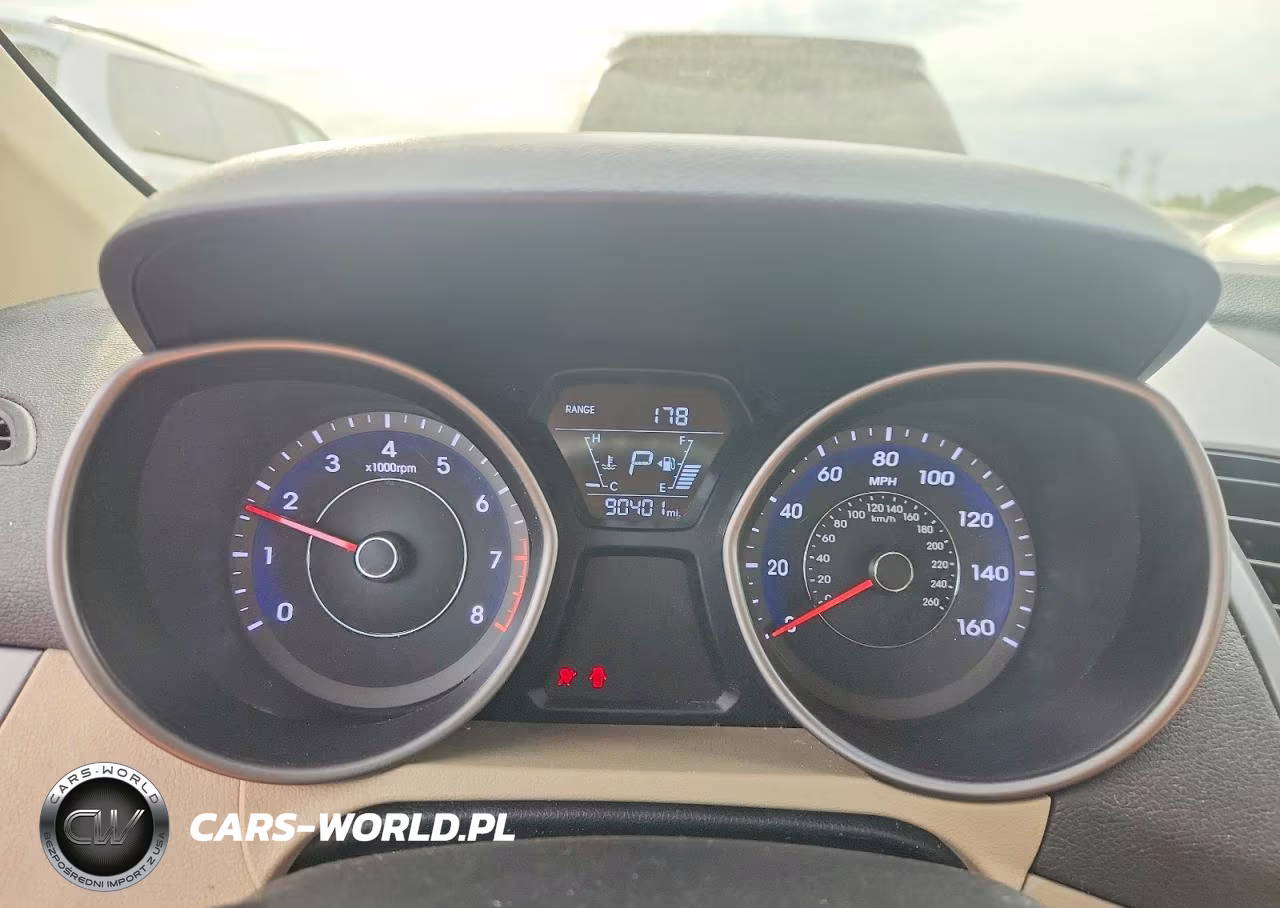 2016 Hyundai Elantra Se VIN:5NPDH4AE9GH743961 - 9