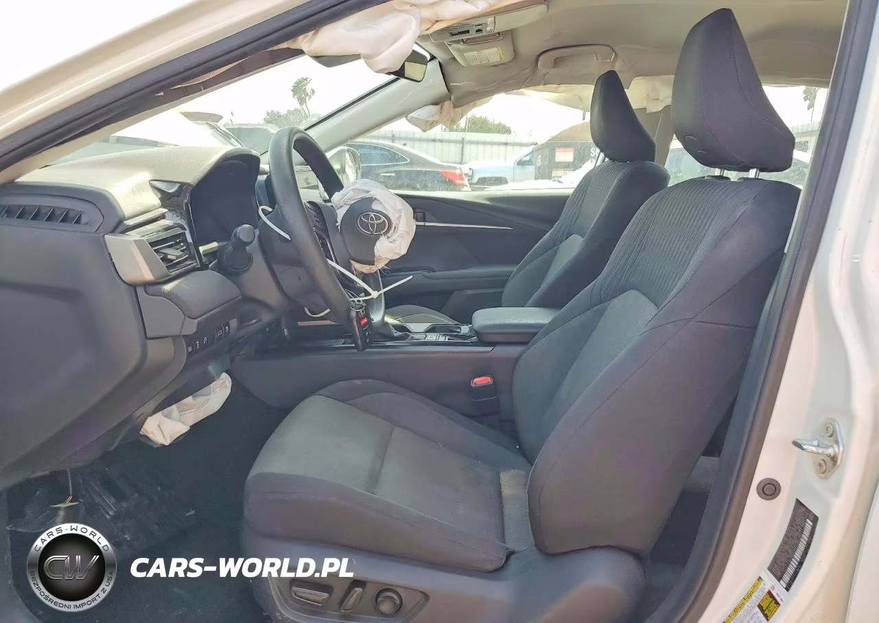 2025 Toyota Camry Le VIN:4T1DAACK6SU001565 - 7