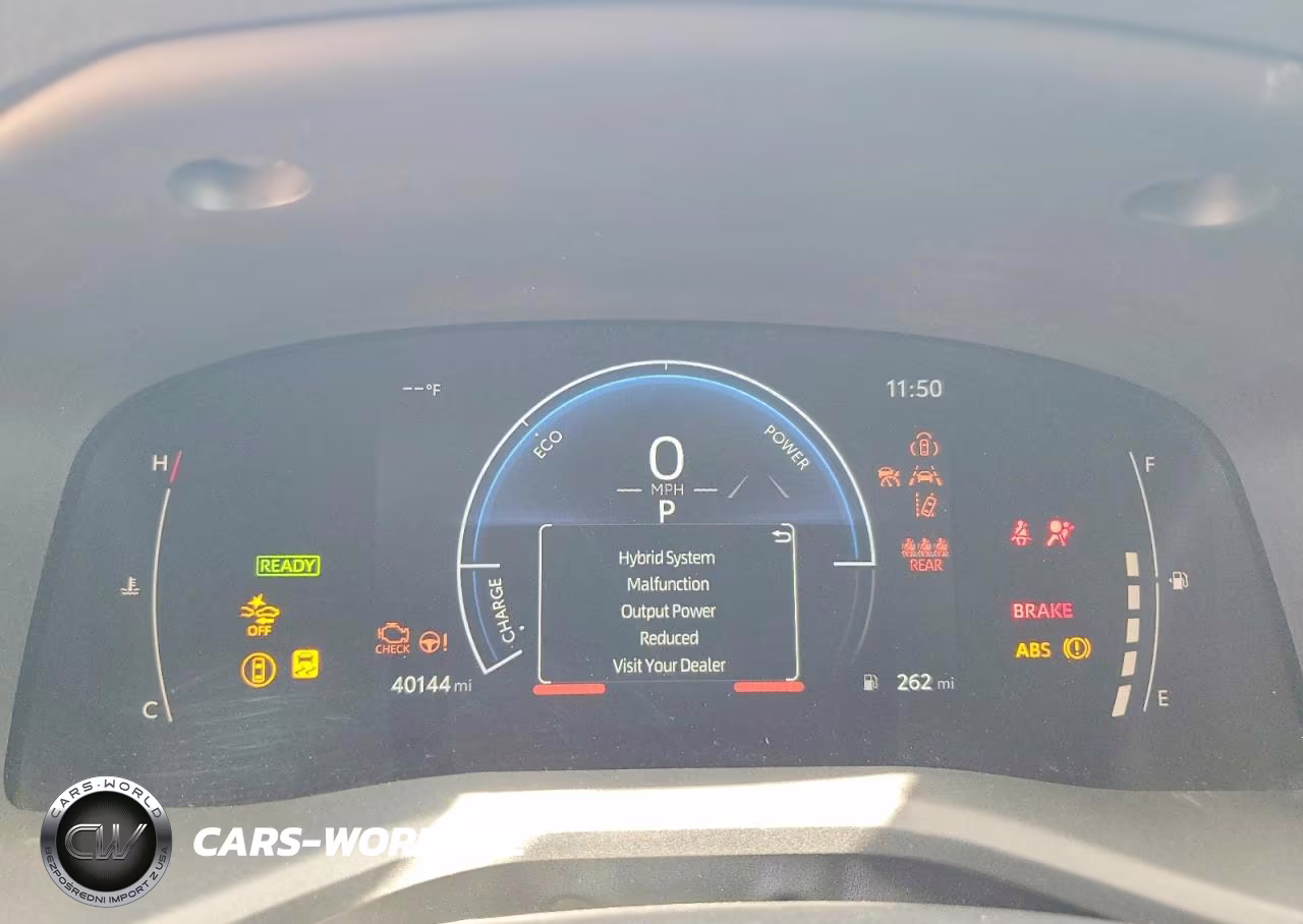 2025 Toyota Camry Le VIN:4T1DAACK6SU001565 - 9