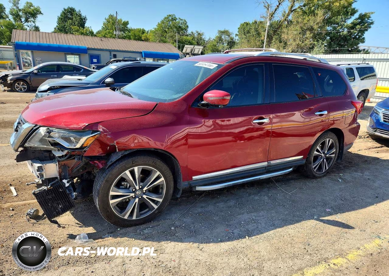 2020 Nissan Pathfinder Platinum