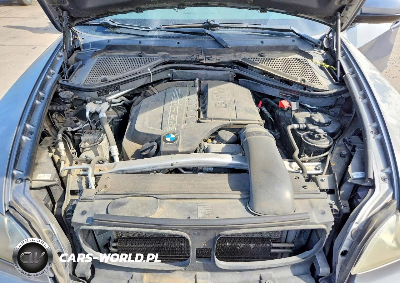 2012 BMW X5 xDrive35I VIN:5UXZV4C54CL748226 - 12