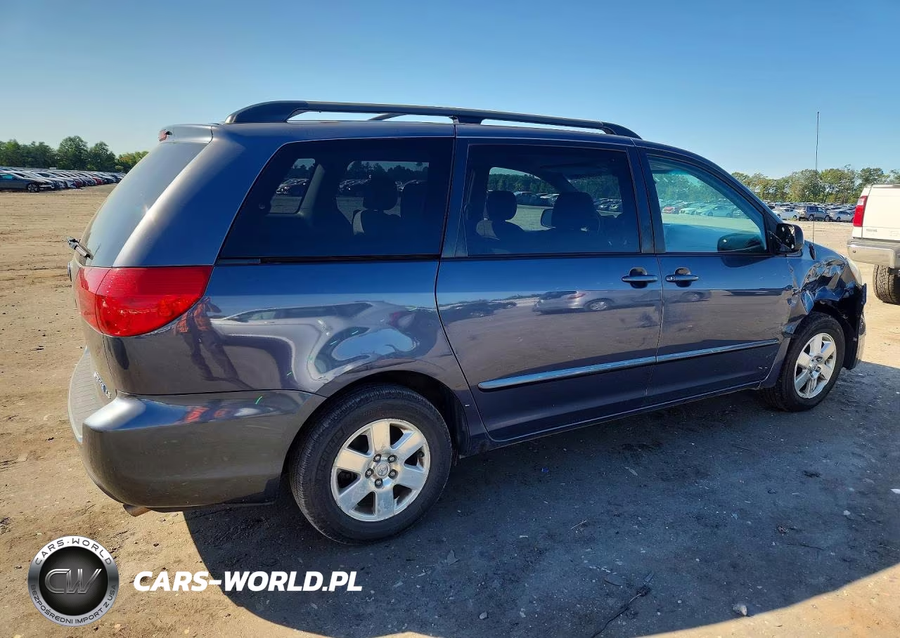 2007 Toyota Sienna Le 7-Passenger VIN:5TDZK23C07S069121 - 3