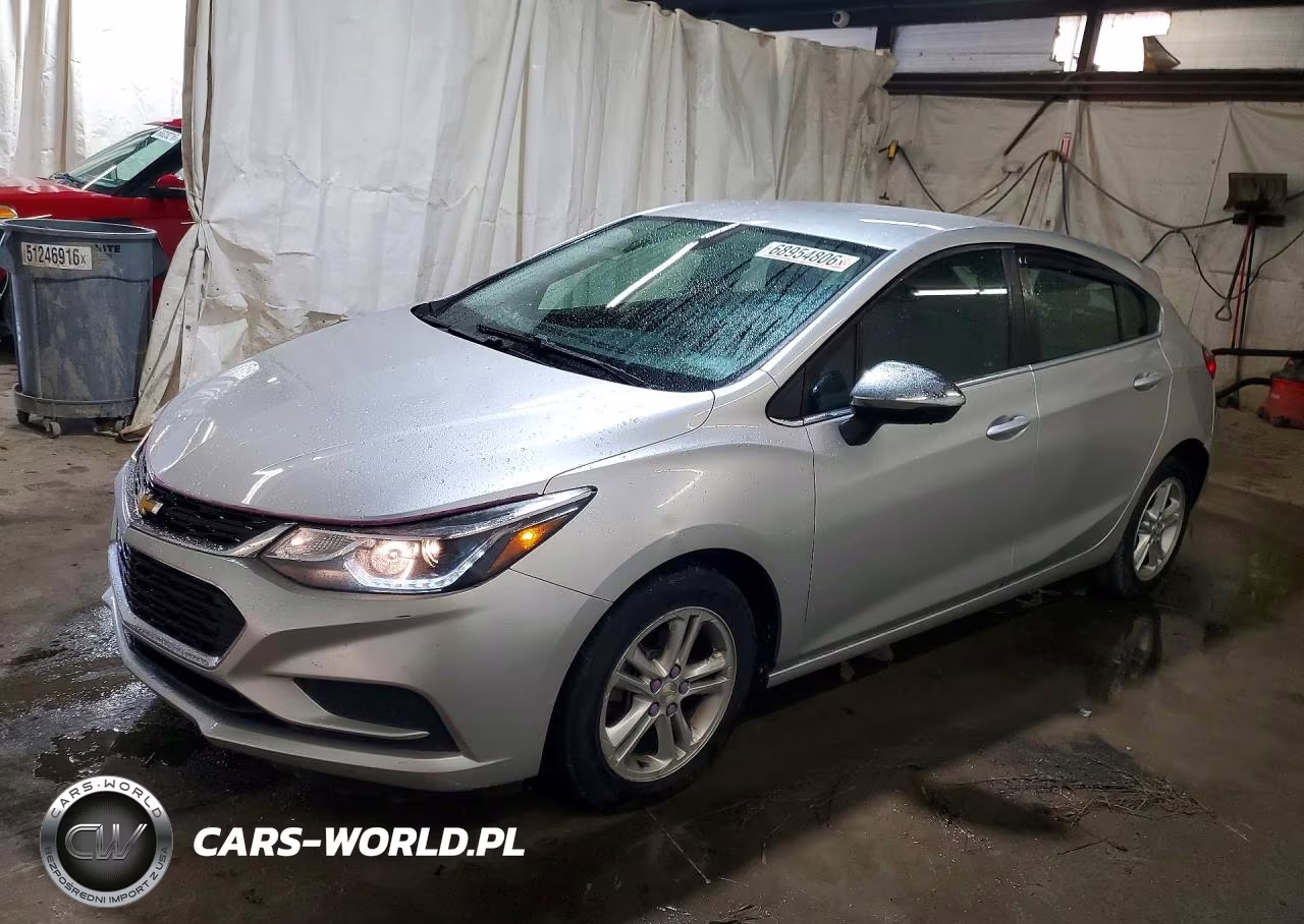 2018 Chevrolet Cruze Lt VIN:3G1BE6SM8JS622118 - 1