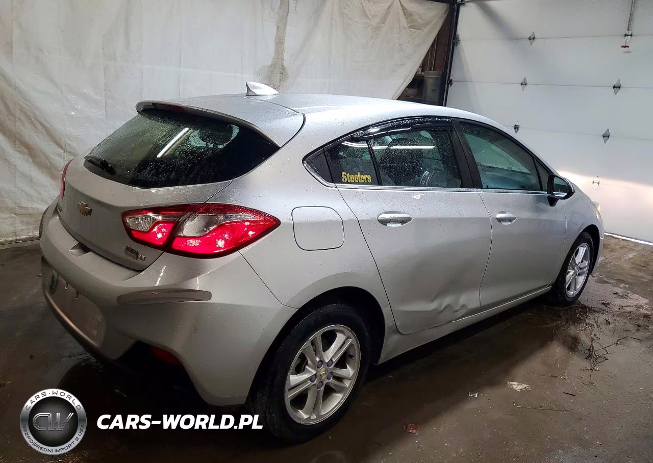2018 Chevrolet Cruze Lt VIN:3G1BE6SM8JS622118 - 3