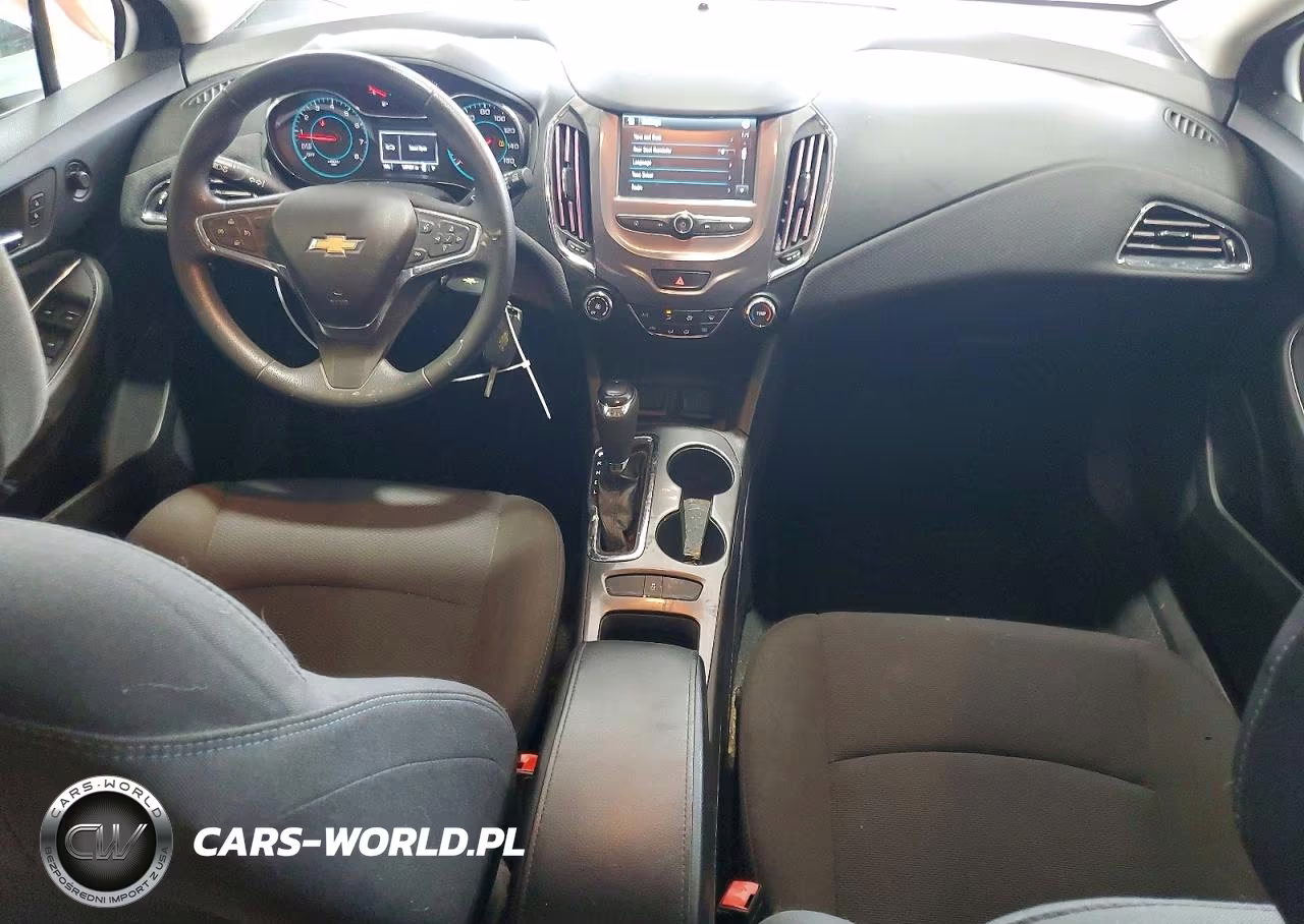 2018 Chevrolet Cruze Lt VIN:3G1BE6SM8JS622118 - 8