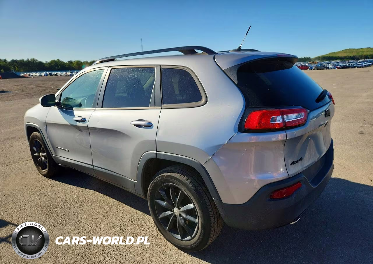 2014 Jeep Cherokee Latitude VIN:1C4PJMCS5EW285895 - 2