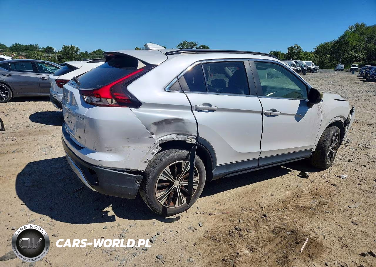 2022 Mitsubishi Eclipse Cross Se VIN:JA4ATWAA2NZ021371 - 3