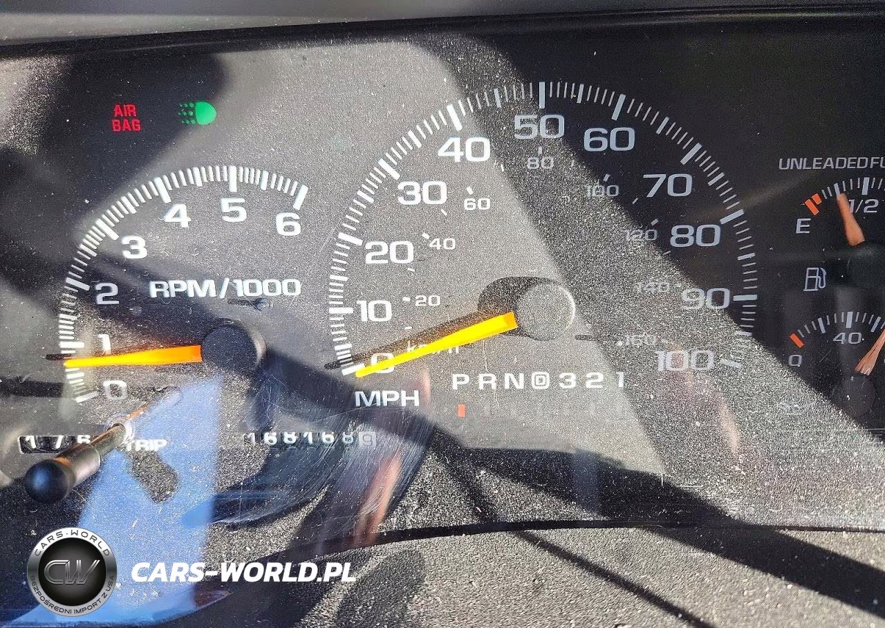 1999 GMC Yukon VIN:1GKEC13R0XJ755560 - 9