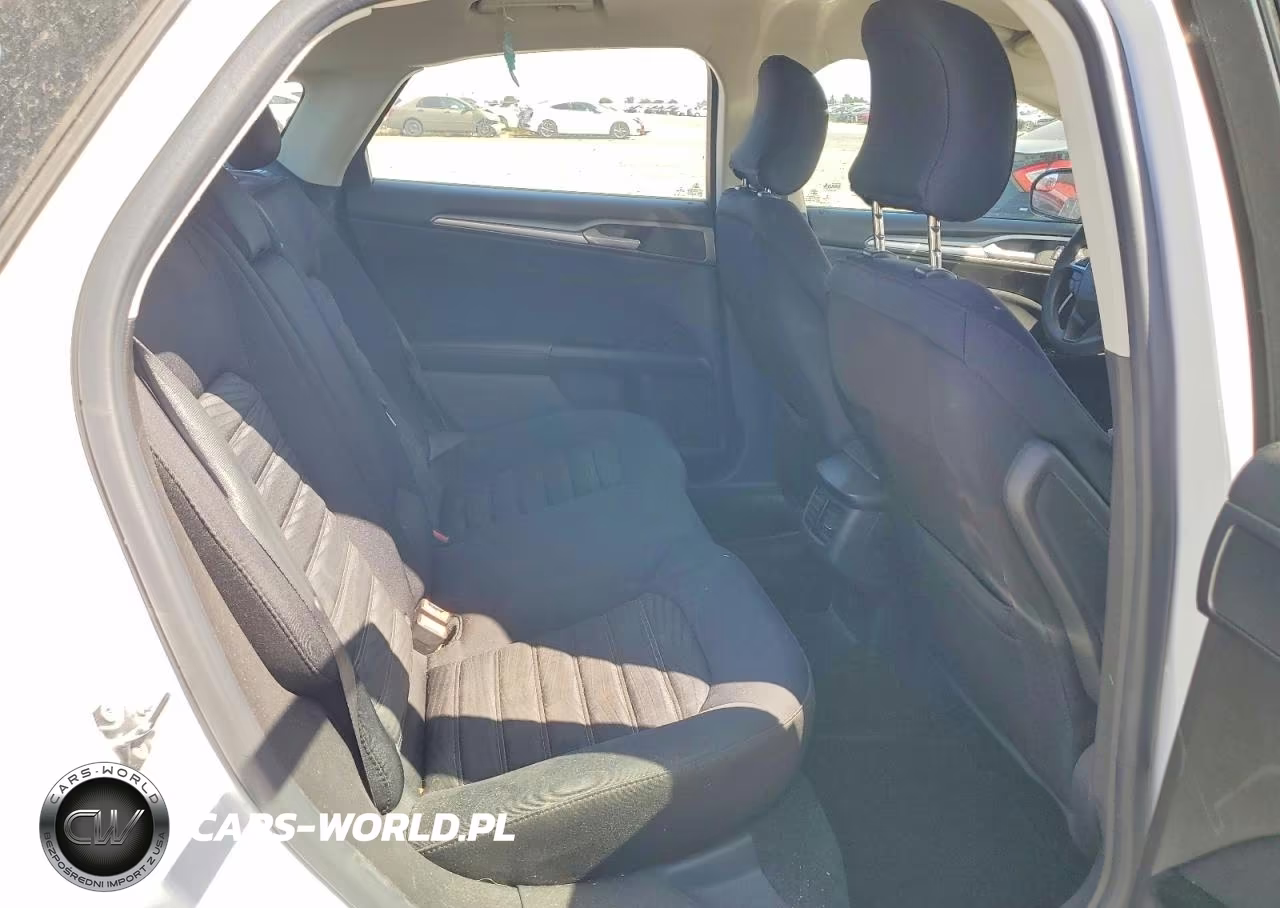 2016 Ford Fusion Se VIN:3FA6P0H72GR368011 - 10