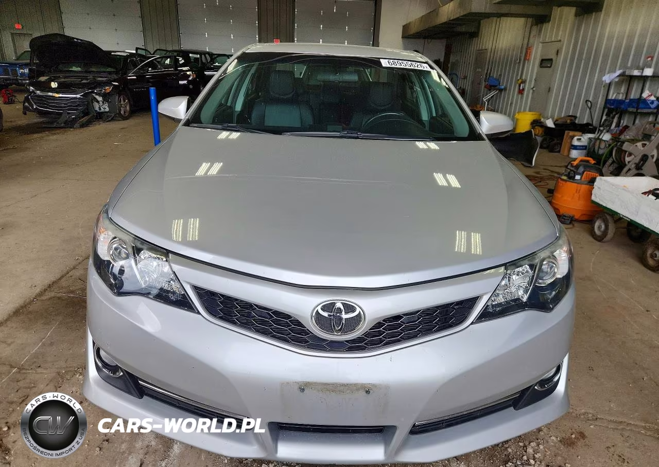 2014 Toyota Camry Se VIN:4T1BF1FK0EU808074 - 5