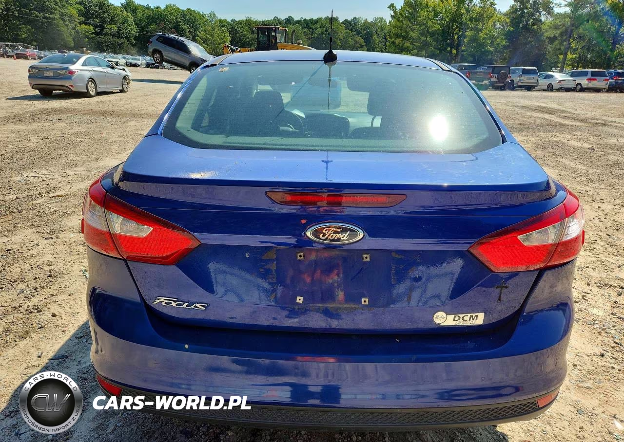 2012 Ford Focus S VIN:1FAHP3E27CL254260 - 6