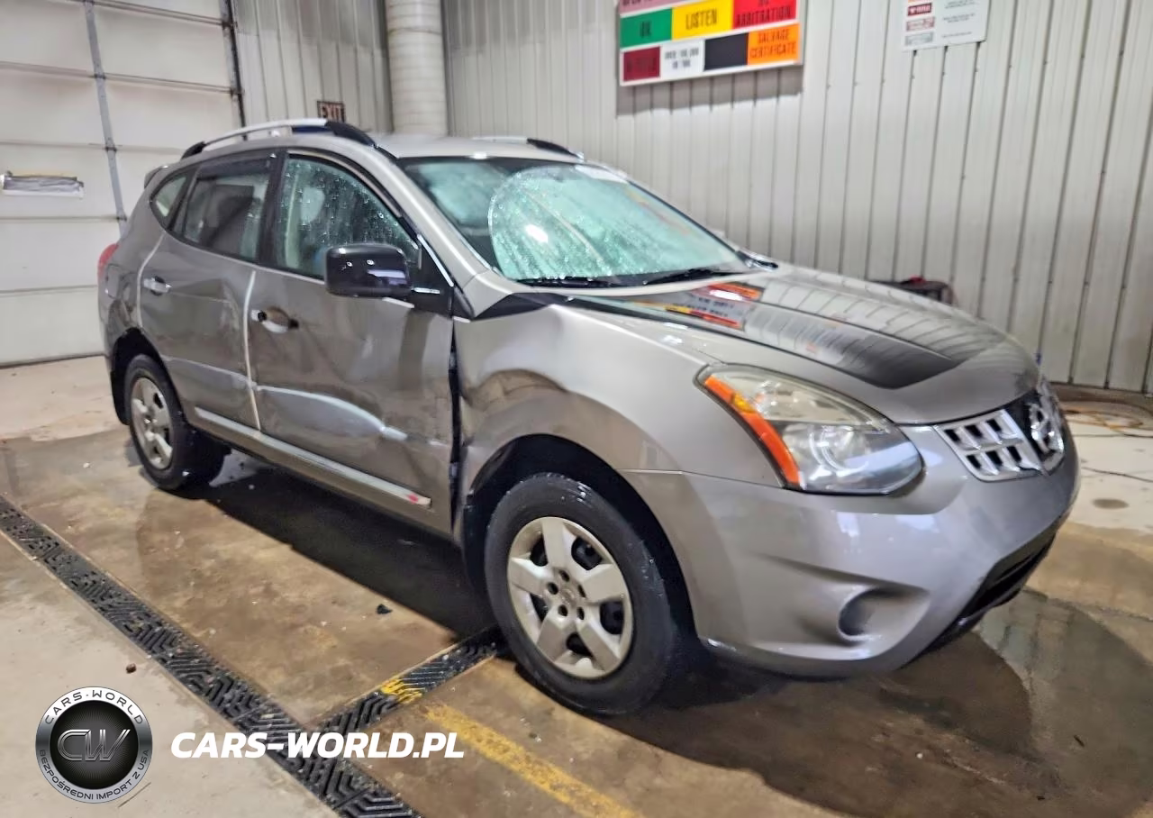 2014 Nissan Rogue Select S VIN:JN8AS5MT4EW618060 - 4