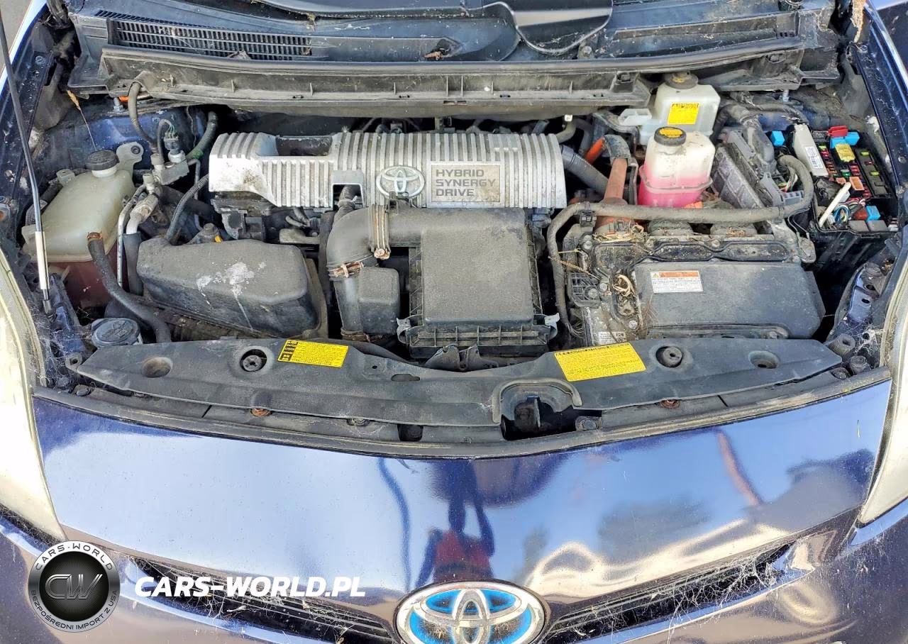 2013 Toyota Prius Two VIN:JTDKN3DU9D1636098 - 11