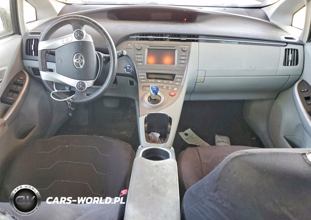 2013 Toyota Prius Two VIN:JTDKN3DU9D1636098 - 8