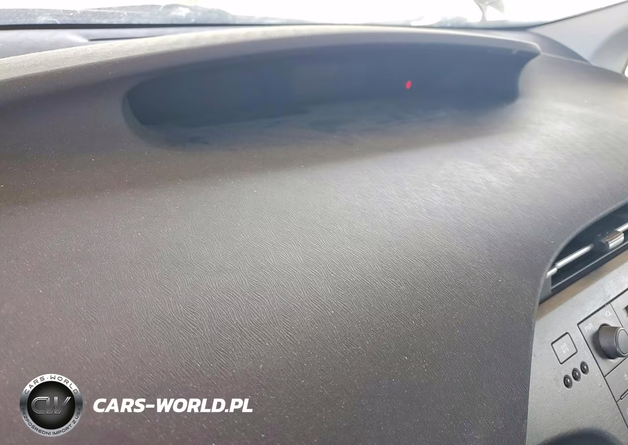 2013 Toyota Prius Two VIN:JTDKN3DU9D1636098 - 9