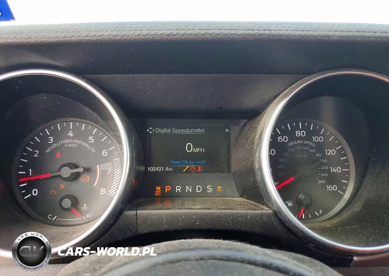 2018 Ford Mustang VIN:1FA6P8TH2J5133813 - 9