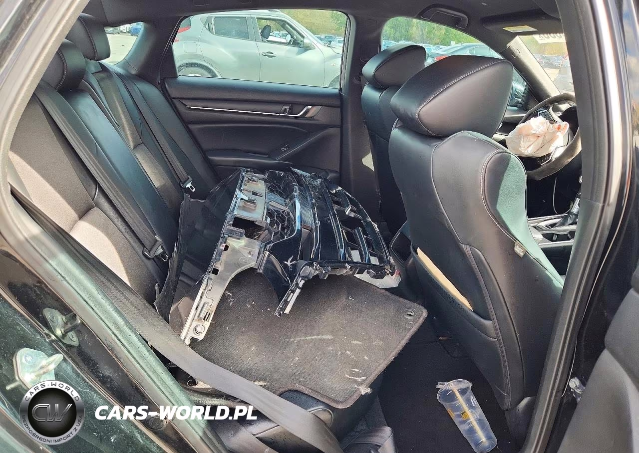 2018 Honda Accord Sport VIN:1HGCV1F37JA200358 - 10