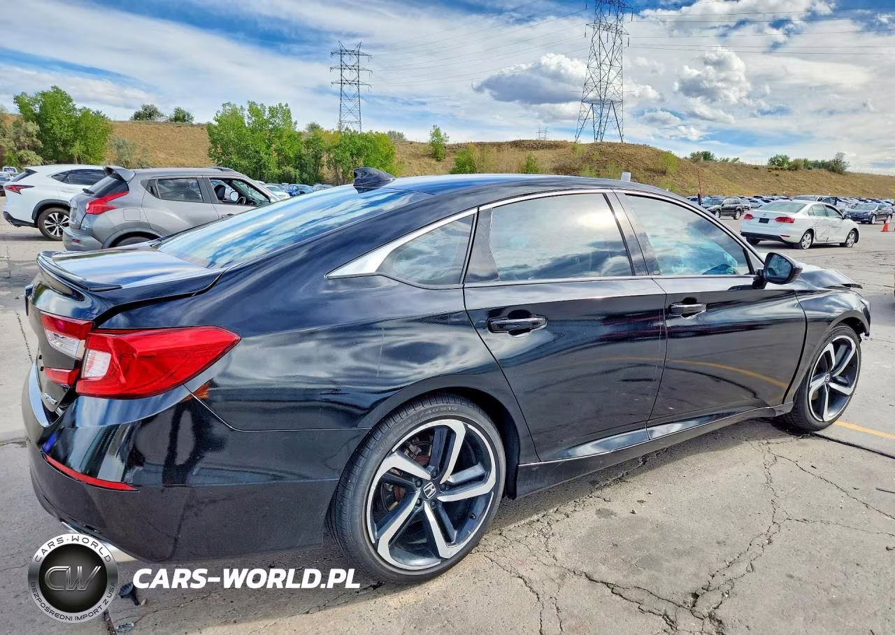 2018 Honda Accord Sport VIN:1HGCV1F37JA200358 - 3