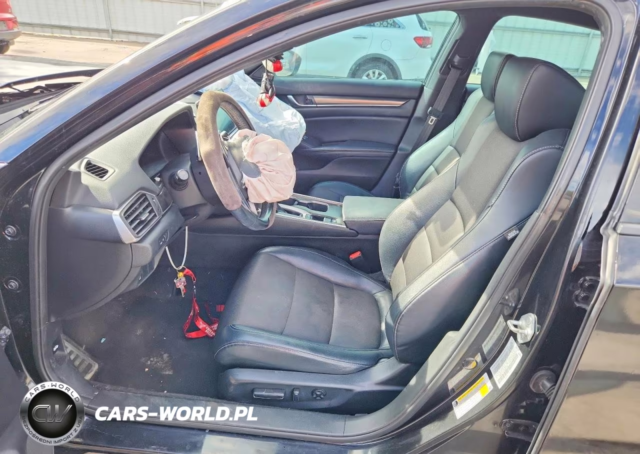 2018 Honda Accord Sport VIN:1HGCV1F37JA200358 - 7
