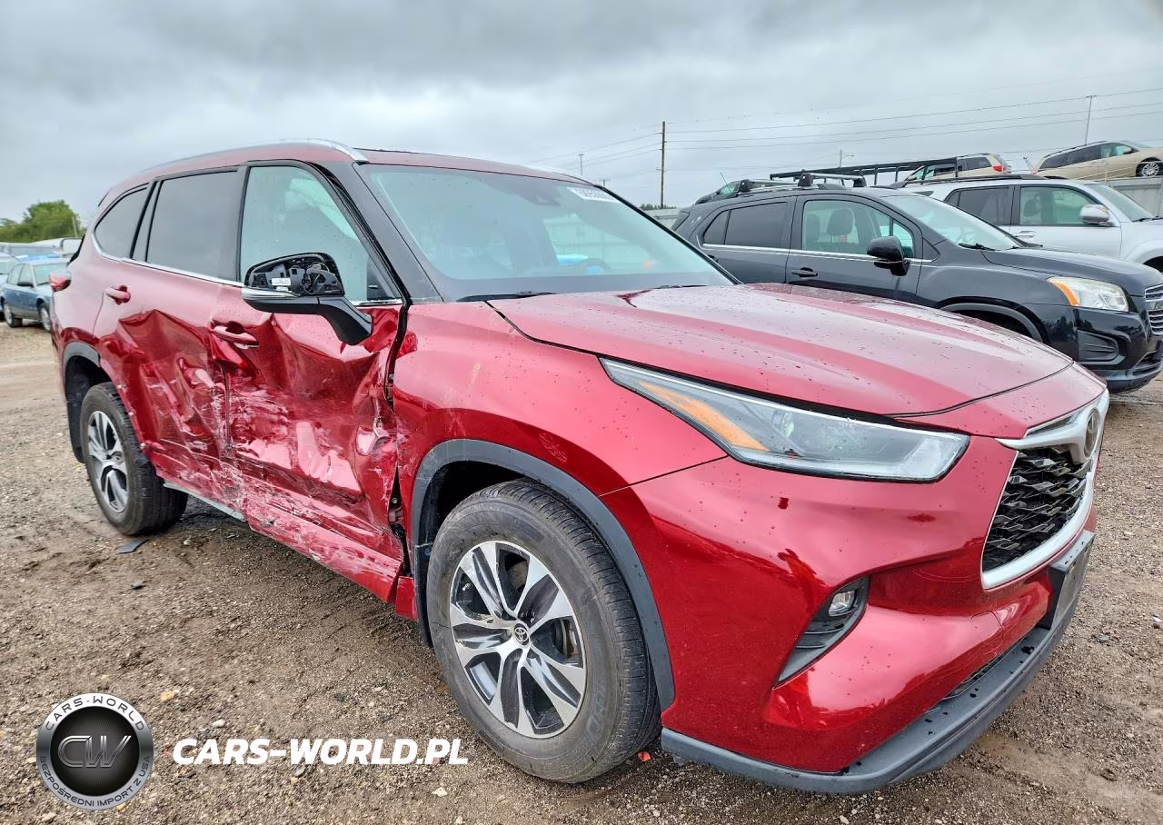 2021 Toyota Highlander Xle VIN:5TDGZRBHXMS559098 - 4