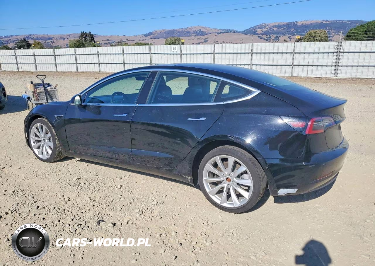 2018 Tesla Model 3 VIN:5YJ3E1EB7JF086750 - 2