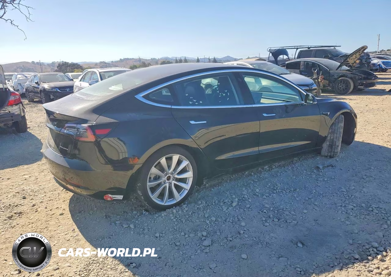 2018 Tesla Model 3 VIN:5YJ3E1EB7JF086750 - 3