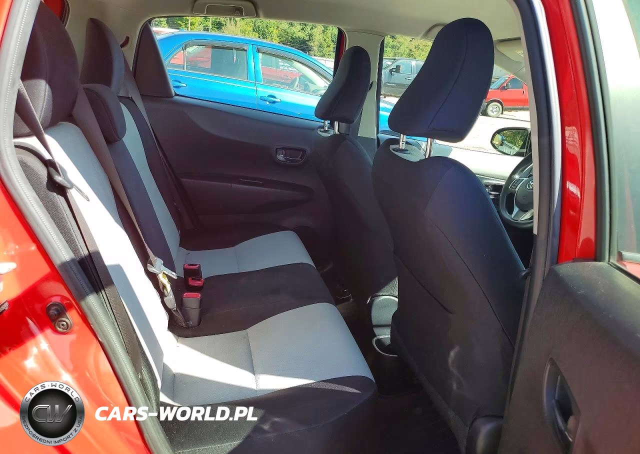 2012 Toyota Yaris 5-Door Le VIN:JTDKTUD38CD529365 - 10