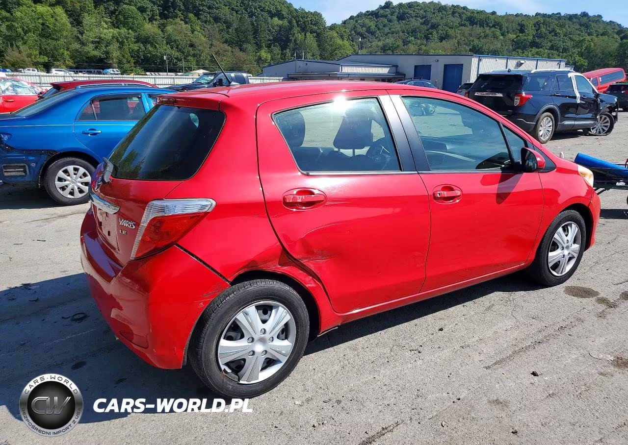 2012 Toyota Yaris 5-Door Le VIN:JTDKTUD38CD529365 - 3