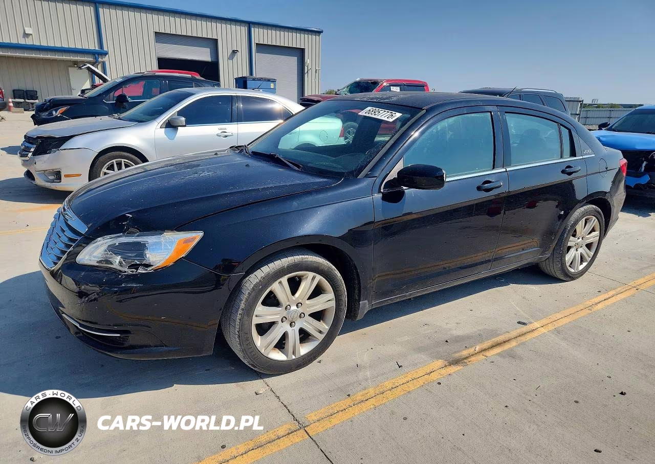 2011 Chrysler 200 Touring VIN:1C3BC1FB4BN614865 - 1