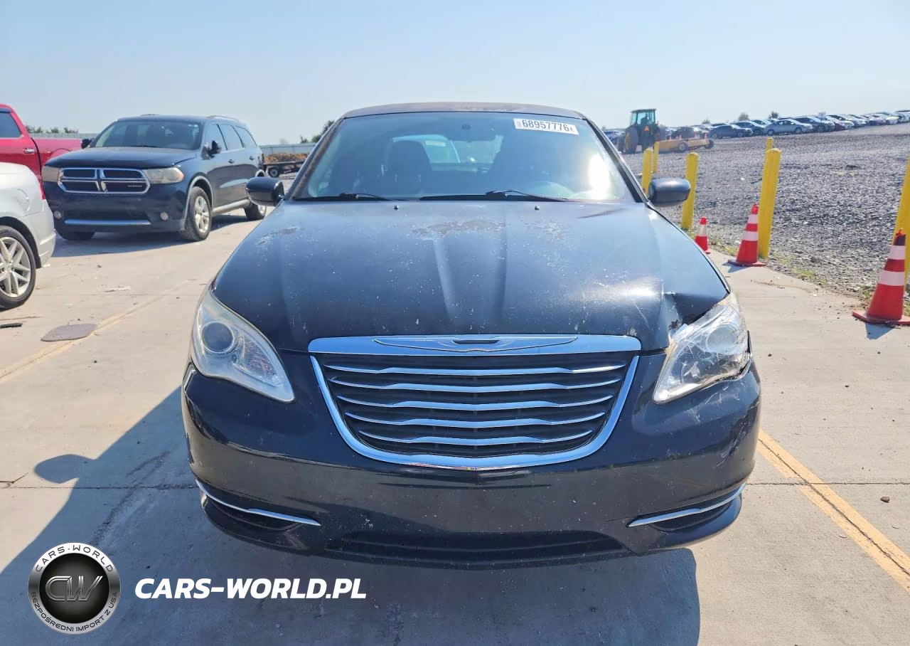 2011 Chrysler 200 Touring VIN:1C3BC1FB4BN614865 - 5