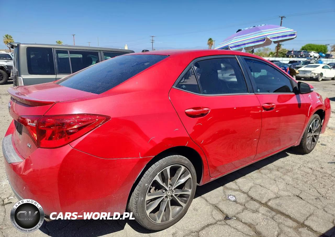 2017 Toyota Corolla Se VIN:2T1BURHE0HC806911 - 3