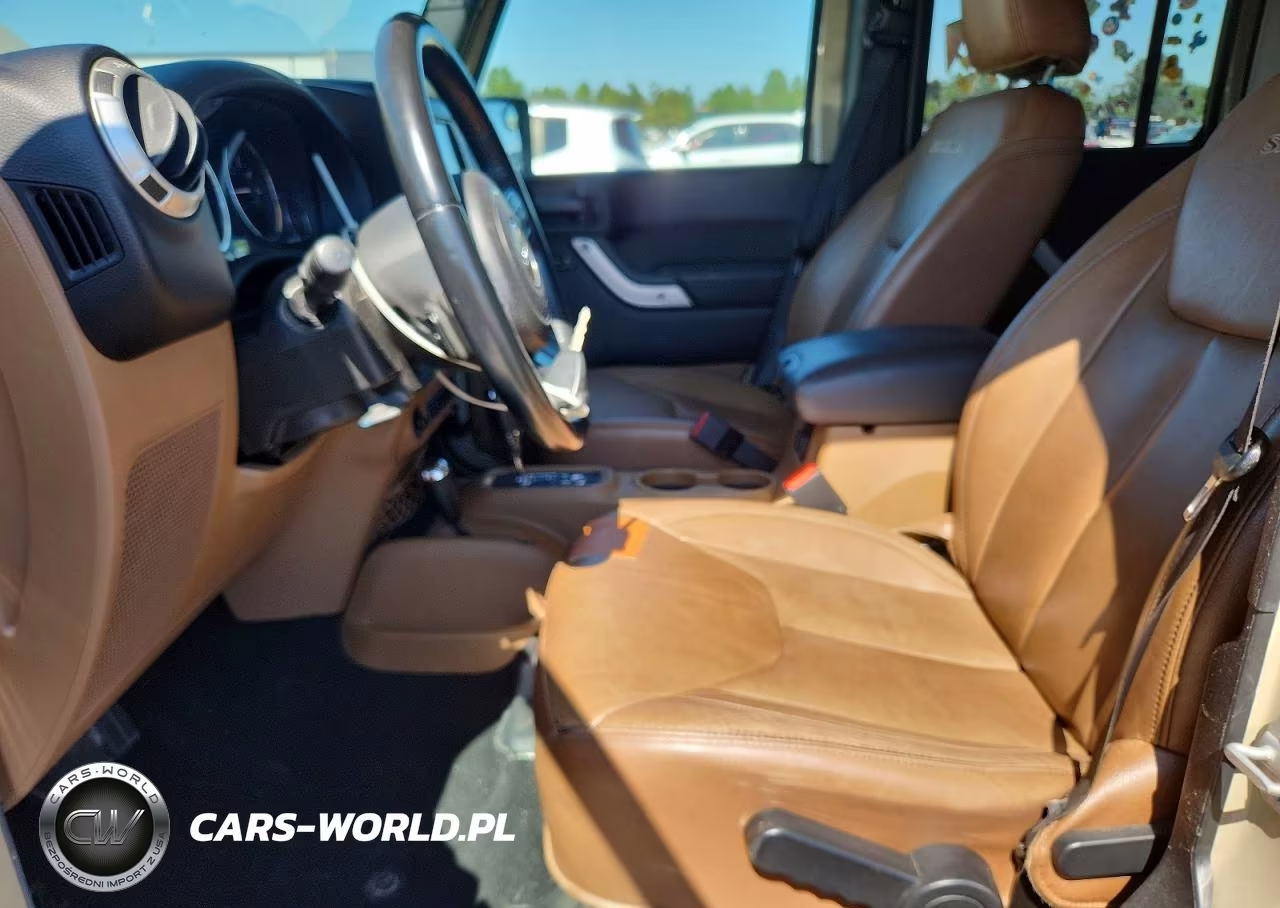 2017 Jeep Wrangler Unlimited Sahara VIN:1C4HJWEG5HL605716 - 7