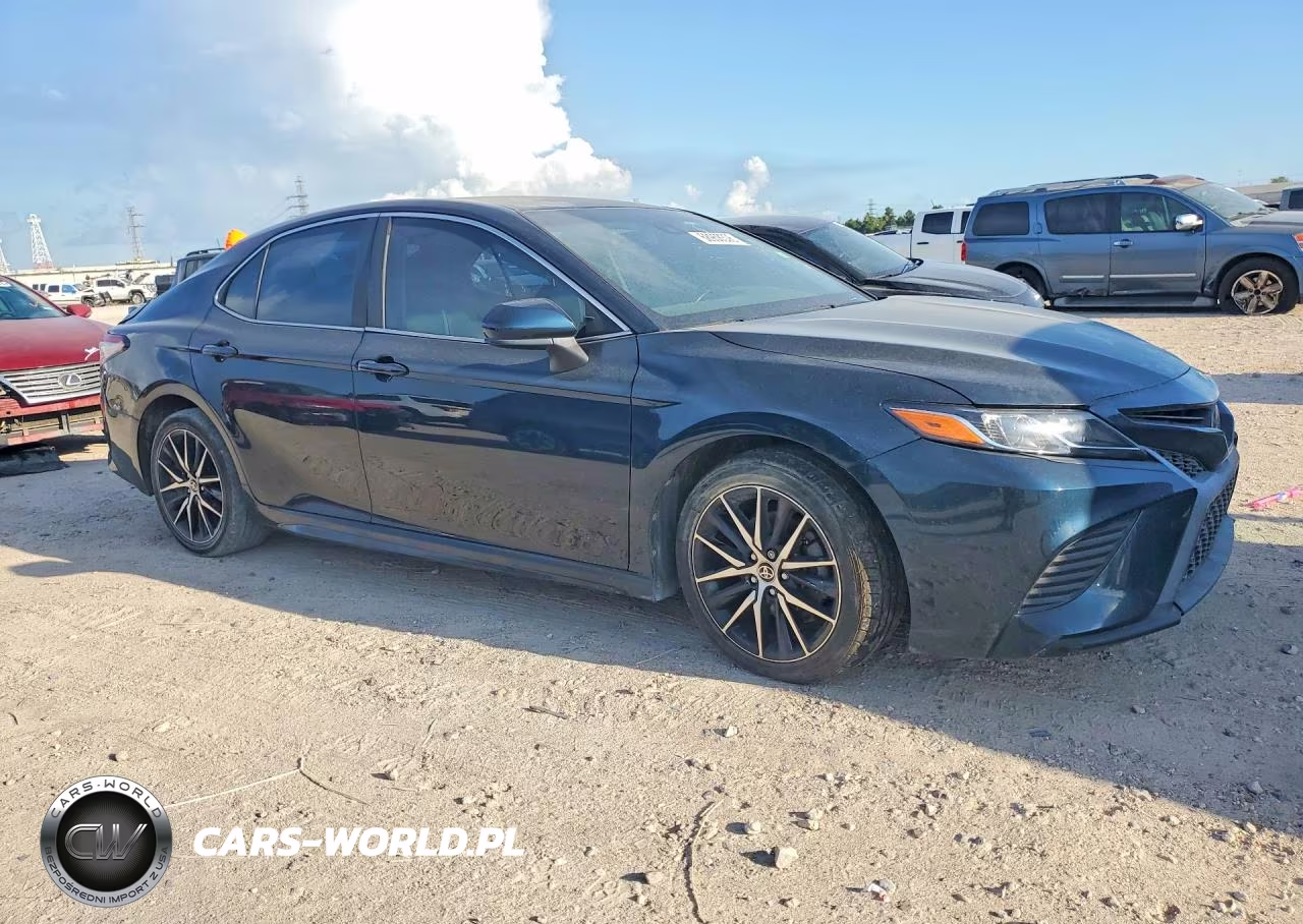 2019 Toyota Camry Se VIN:4T1B11HK4KU270339 - 4