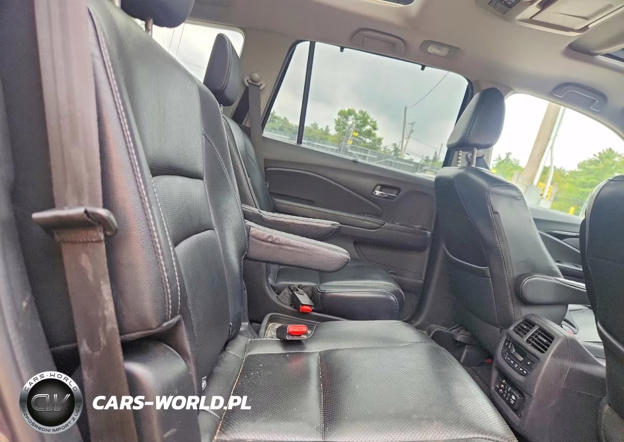 2018 Honda Pilot Elite VIN:5FNYF6H01JB021029 - 11
