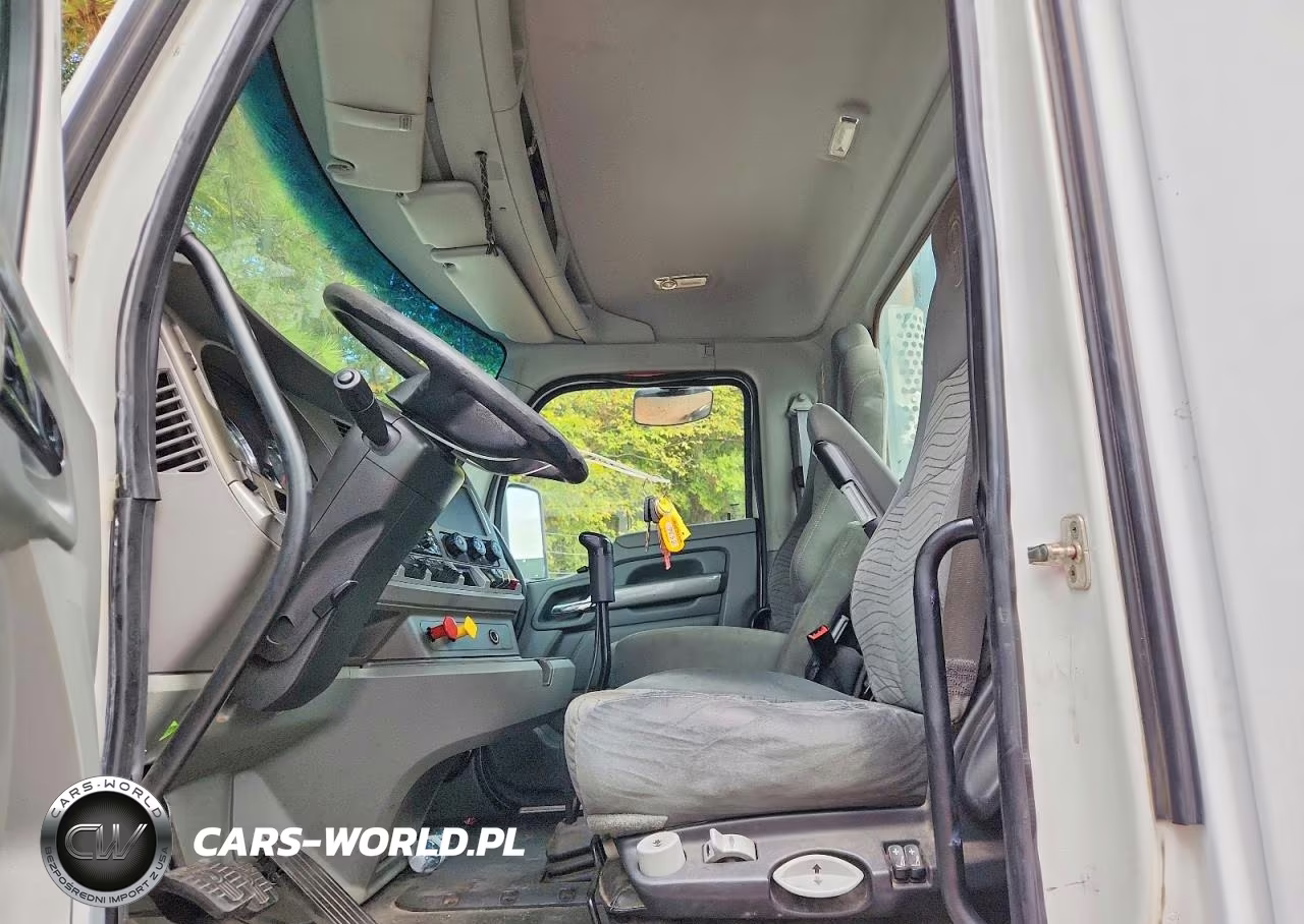 2017 Kenworth T680 Semi Truck VIN:1XKYDP9X4HJ176690 - 7