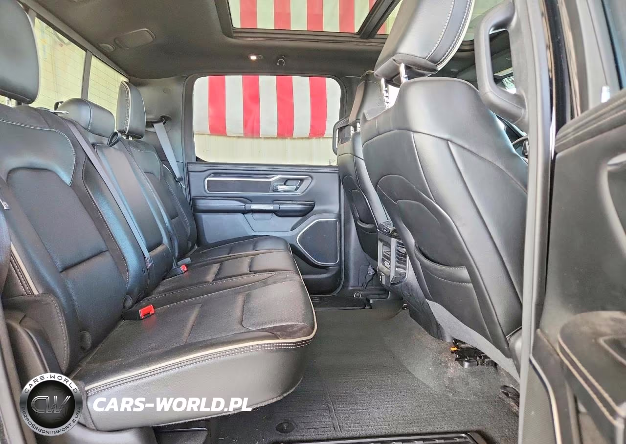 2022 Ram 1500 Laramie VIN:1C6RREJT5NN335887 - 10