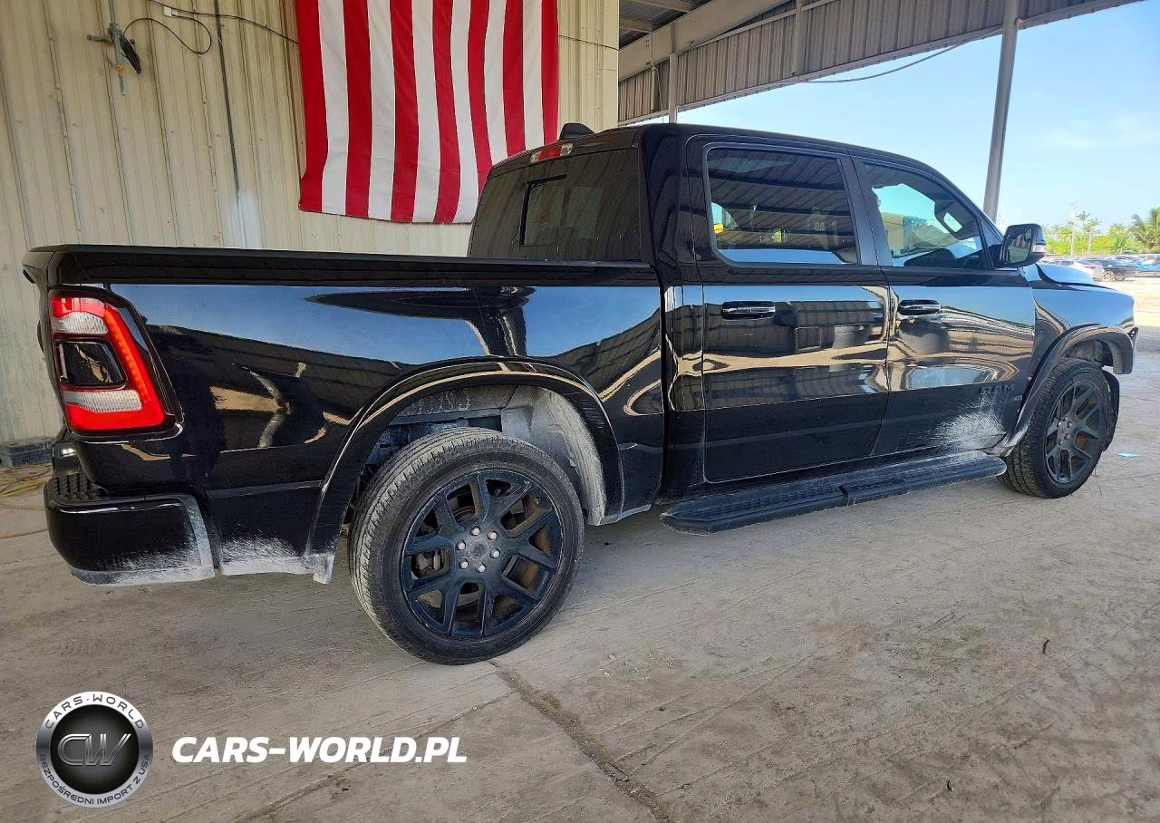 2022 Ram 1500 Laramie VIN:1C6RREJT5NN335887 - 3